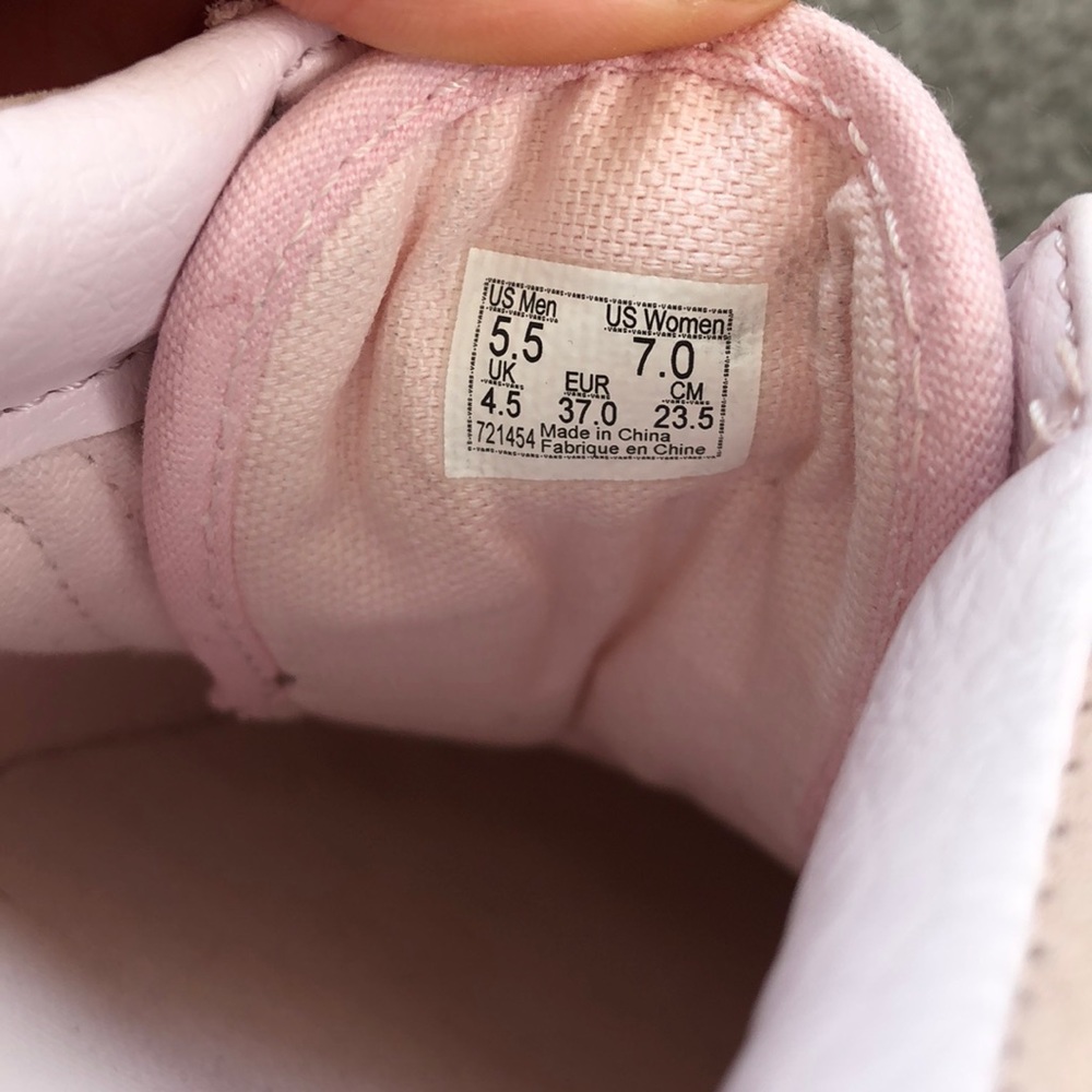 Vans- Pink - Picture 4 of 4